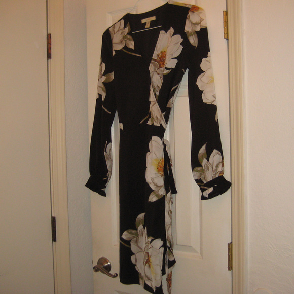 Not-So-Mysterious 6pc Mystery Box Size XS-S - Picture 2 of 8